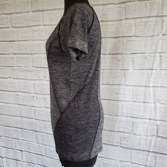 Zella dark gray short sleeve stretchy workout top - Picture 3 of 5